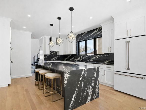 31 Gedney Way, White Plains NY 10605