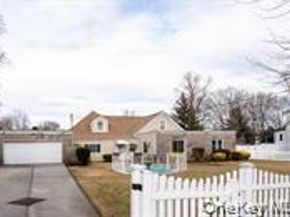 24 Whaley Street, Freeport NY 11520