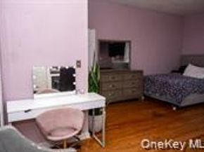 24 Whaley Street, Freeport NY 11520