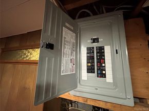 660 Hewlett Street, Franklin Square NY 11010