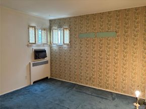 660 Hewlett Street, Franklin Square NY 11010