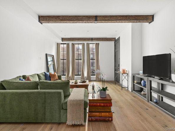 135 SACKETT Street 2, Brooklyn NY 11231