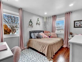 6 Little Court, Deer Park NY 11729