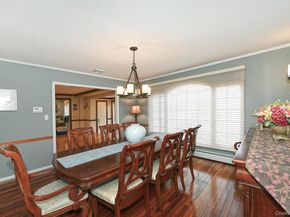 17 Susan Lane, Dix Hills NY 11746