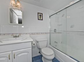 17 Susan Lane, Dix Hills NY 11746