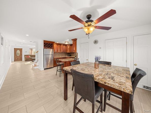 19 W 13th Road, Broad Channel NY 11693