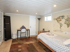 58 Elm Court, New Hyde Park NY 11040