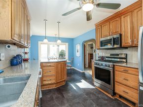 58 Elm Court, New Hyde Park NY 11040