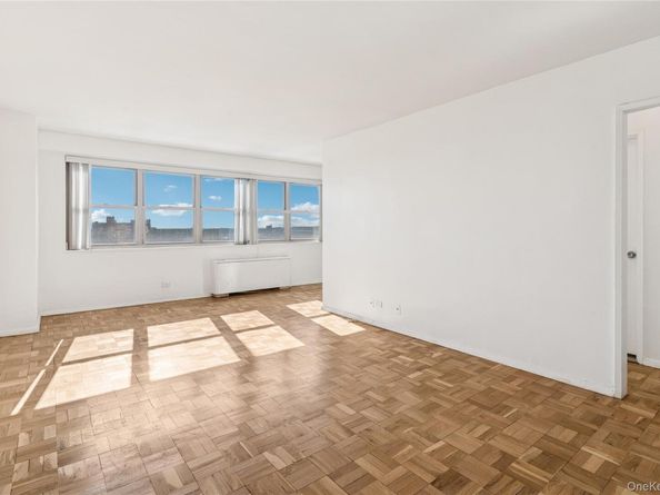 102-10 66th Road 20G, Forest Hills NY 11375