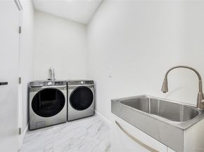 2481 Putnam Drive, East Meadow NY 11554