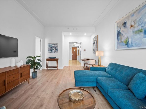 1 Renaissance Square 10C, White Plains NY 10601