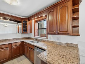 69-40 YELLOWSTONE Boulevard 108, Forest Hills NY 11375