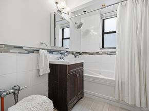 69-40 YELLOWSTONE Boulevard 108, Forest Hills NY 11375