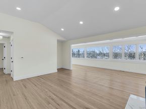 33 Oceanview Road, Hampton Bays NY 11946