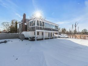 33 Oceanview Road, Hampton Bays NY 11946