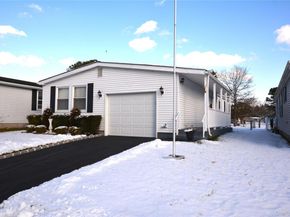 82 Village Circle W, Manorville NY 11949