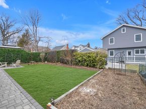 39 Corwin Avenue, New Hyde Park NY 11040
