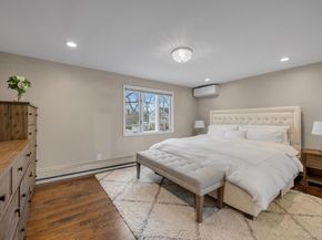 39 Corwin Avenue, New Hyde Park NY 11040