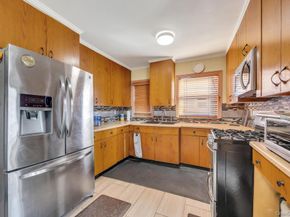 91-16 196th Street, Hollis NY 11423