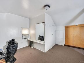 91-16 196th Street, Hollis NY 11423