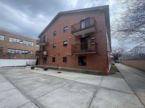 7548 Parsons Boulevard 2A, Fresh Meadows NY 11366