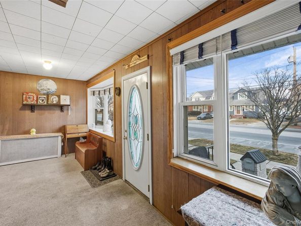 152 Rockaway Parkway, Valley Stream NY 11580