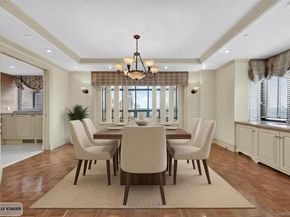 100 Hilton Avenue PH 5, Garden City NY 11530