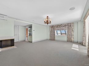 100 Hilton Avenue PH 5, Garden City NY 11530