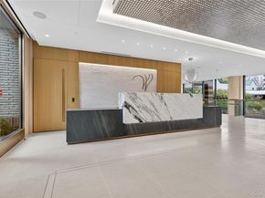 100 Hilton Avenue PH 5, Garden City NY 11530