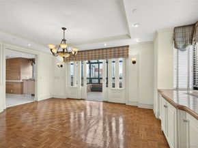 100 Hilton Avenue PH 5, Garden City NY 11530