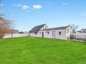 15 Autumn Lane, Hicksville NY 11801