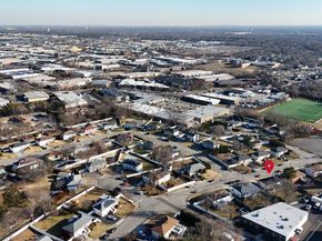 46 Sunburst Drive, Deer Park NY 11729