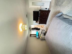 6 Valley Lane E, North Woodmere NY 11581