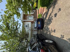 6 Valley Lane E, North Woodmere NY 11581