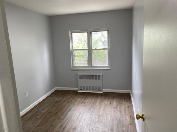 644 Autumn Avenue, Brooklyn NY 11208
