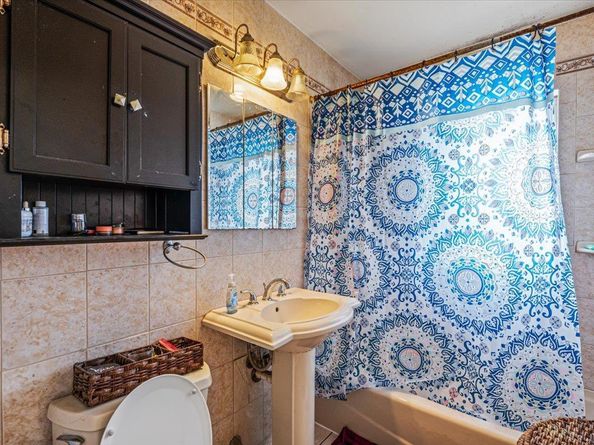 987 Van Nest Avenue, Bronx NY 10462