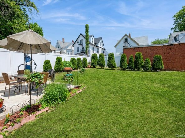 149 S 10th Avenue, Mount Vernon NY 10550