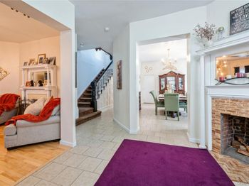 149 S 10th Avenue