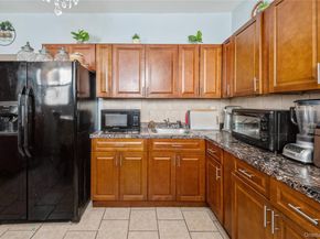 149 S 10th Avenue, Mount Vernon NY 10550