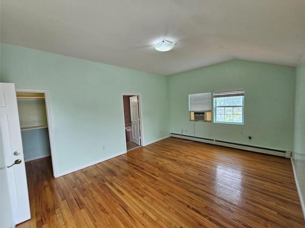 92 Norfeld Boulevard, Elmont NY 11003