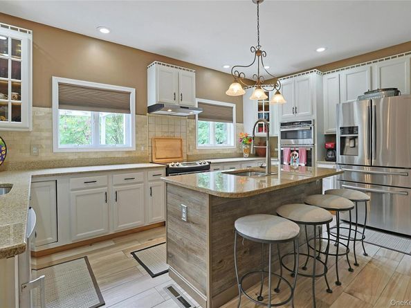 267 Lafayette Avenue, Cortlandt Manor NY 10567