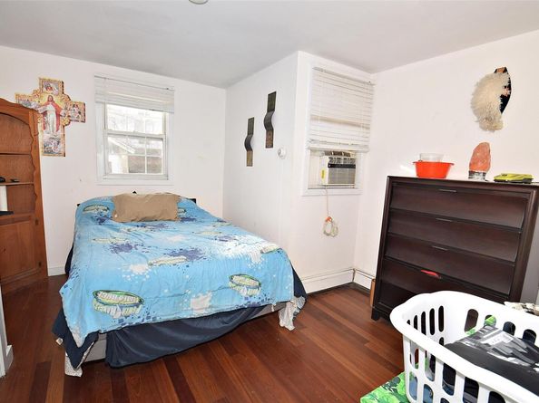83-16 159th Street, Jamaica Hills NY 11432