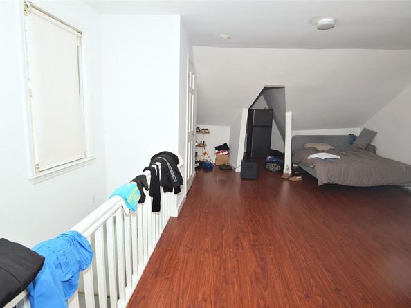 83-16 159th Street, Jamaica Hills NY 11432