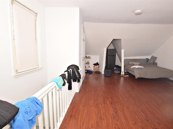 83-16 159th Street, Jamaica Hills NY 11432