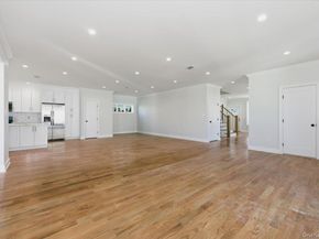 2437 Archer Street, Seaford NY 11783