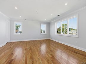 2437 Archer Street, Seaford NY 11783