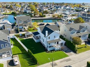 2437 Archer Street, Seaford NY 11783