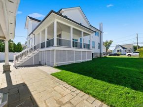 2437 Archer Street, Seaford NY 11783