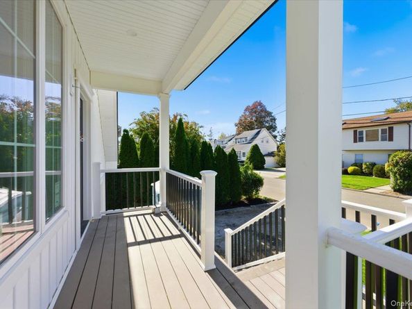 2437 Archer Street, Seaford NY 11783