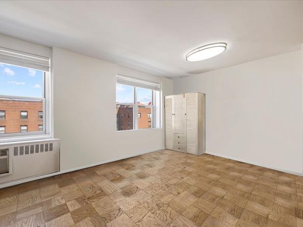 16 Lake Street 7B, White Plains NY 10603